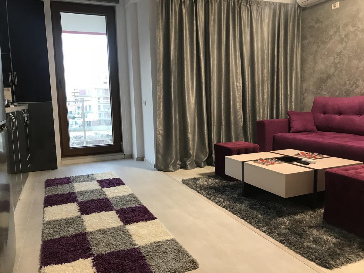 那沃达利London公寓 外观 照片